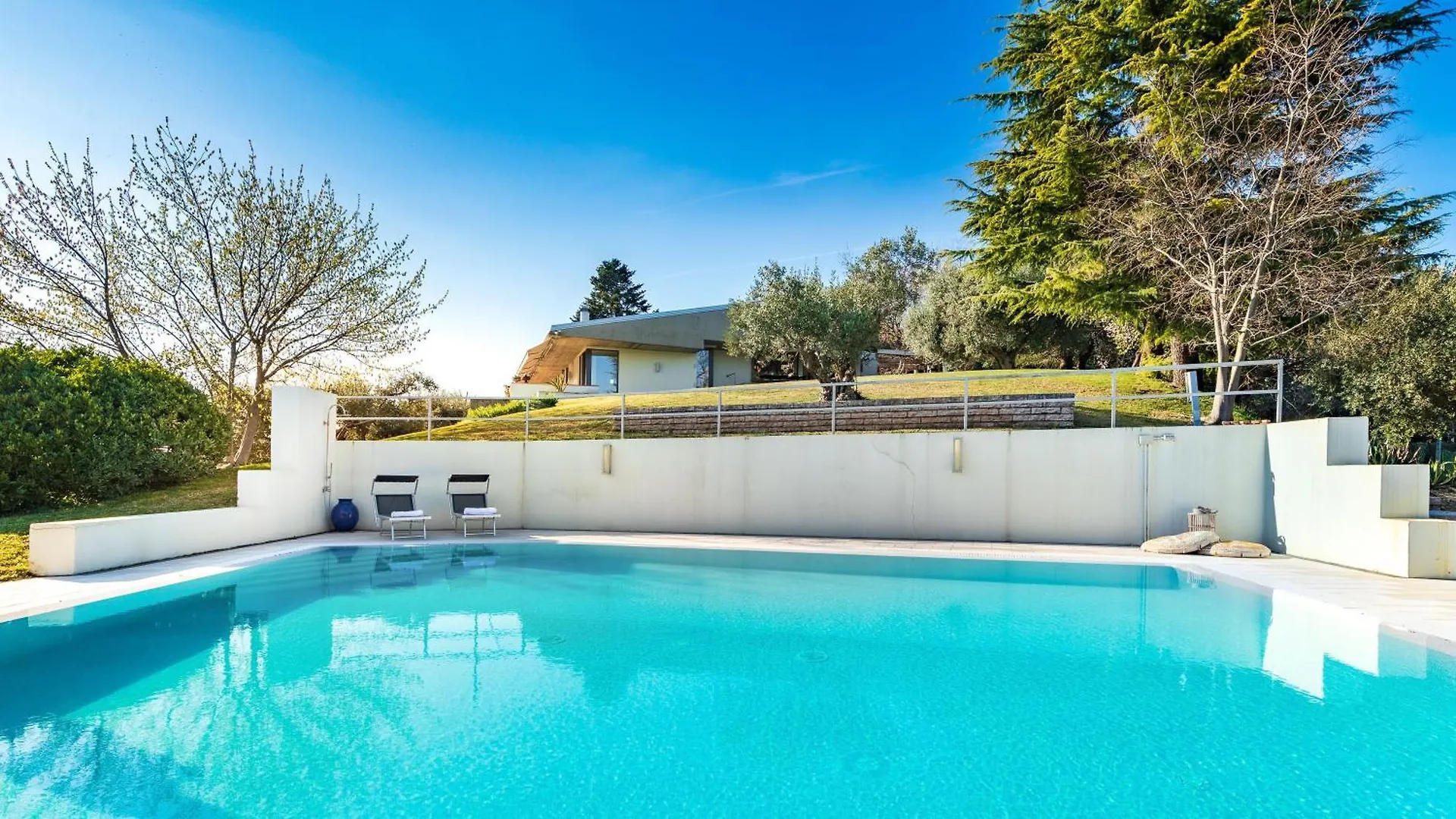 Villa Degli Ulivi 8, Emma Villas Verona
