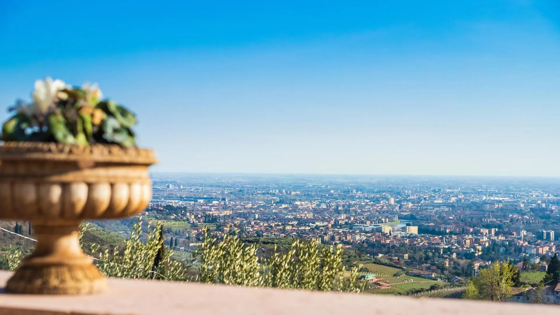 Villa Degli Ulivi 8, Emma Villas Verona
